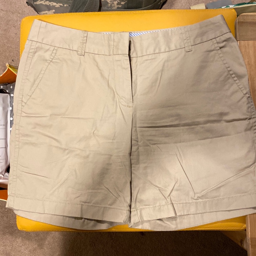 Classic khaki shorts
